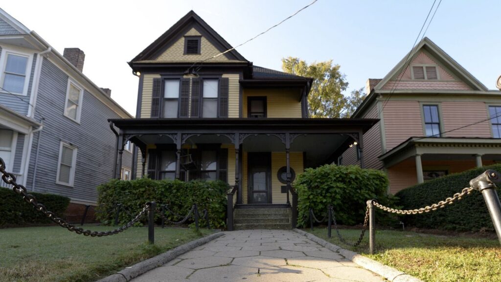Inside MLK’s Childhood Home in Honor of the Civil Rights Icon’s 97th Birthday